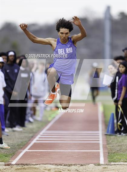 Thumbnail 3 in Northside ISD Meet #3 photogallery.