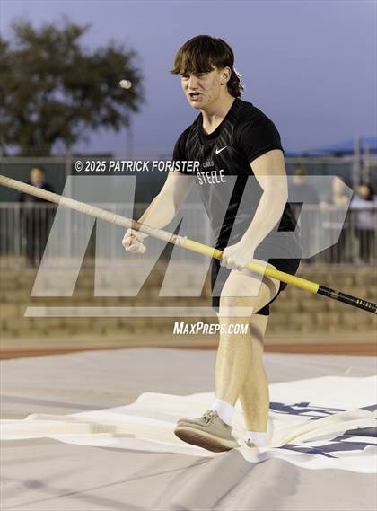 Thumbnail 3 in Northside ISD Meet #3 photogallery.