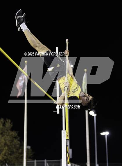 Thumbnail 2 in Northside ISD Meet #3 photogallery.