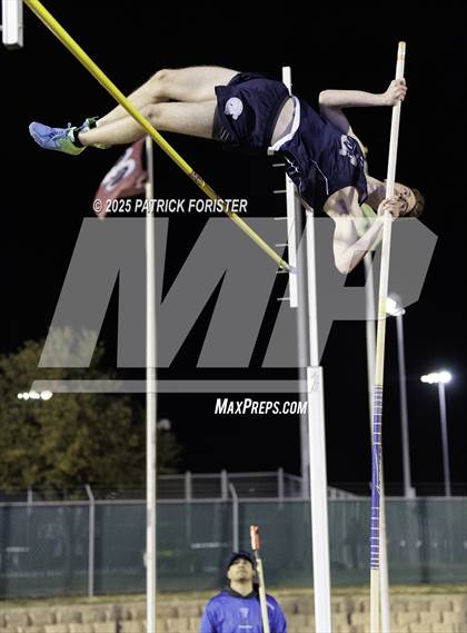 Thumbnail 2 in Northside ISD Meet #3 photogallery.