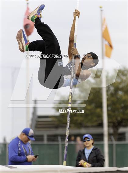 Thumbnail 2 in Northside ISD Meet #3 photogallery.