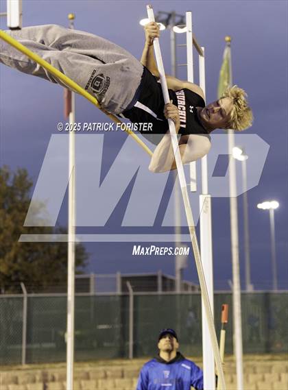 Thumbnail 2 in Northside ISD Meet #3 photogallery.