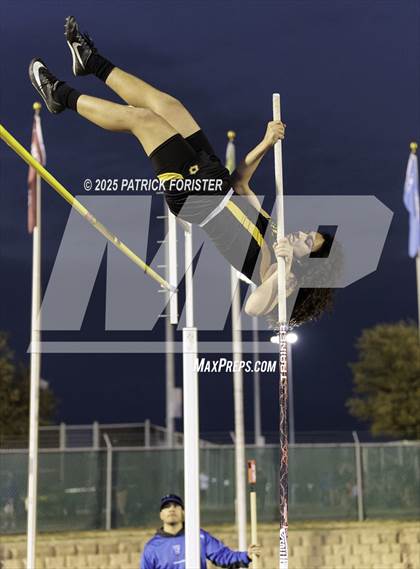 Thumbnail 3 in Northside ISD Meet #3 photogallery.