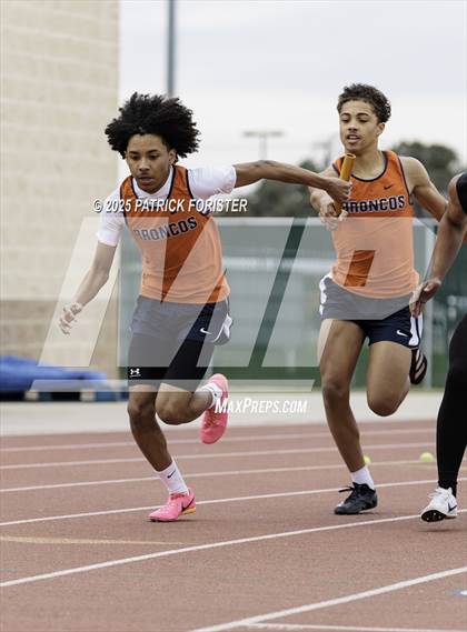 Thumbnail 1 in Northside ISD Meet #3 photogallery.