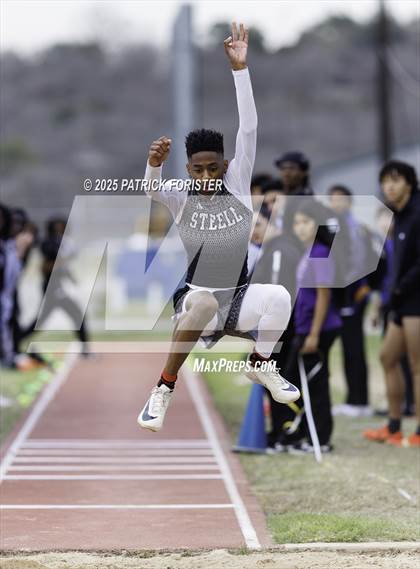 Thumbnail 3 in Northside ISD Meet #3 photogallery.