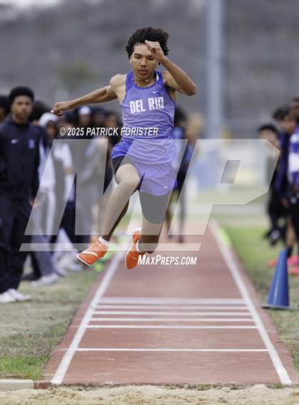 Thumbnail 1 in Northside ISD Meet #3 photogallery.