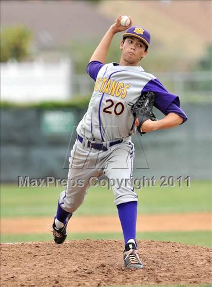 Thumbnail 1 in Christian Brothers vs. Sunrise Mountain (Hard 9 National Classic) photogallery.