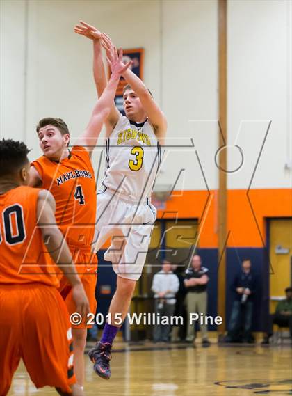 Thumbnail 1 in Highland vs. Marlboro Central (Section 9 Class B Final) photogallery.