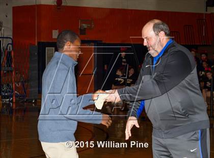 Thumbnail 1 in Highland vs. Marlboro Central (Section 9 Class B Final) photogallery.