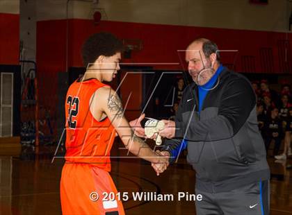 Thumbnail 3 in Highland vs. Marlboro Central (Section 9 Class B Final) photogallery.
