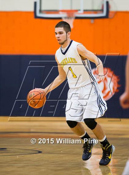Thumbnail 1 in Highland vs. Marlboro Central (Section 9 Class B Final) photogallery.