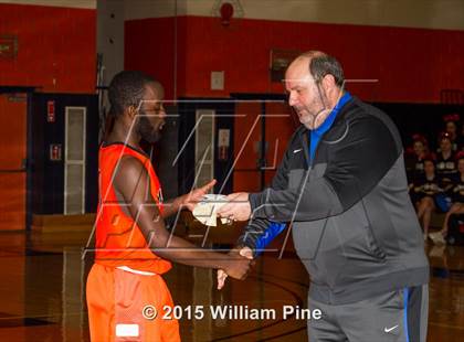 Thumbnail 2 in Highland vs. Marlboro Central (Section 9 Class B Final) photogallery.