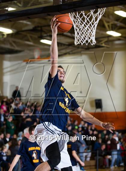 Thumbnail 2 in Highland vs. Marlboro Central (Section 9 Class B Final) photogallery.