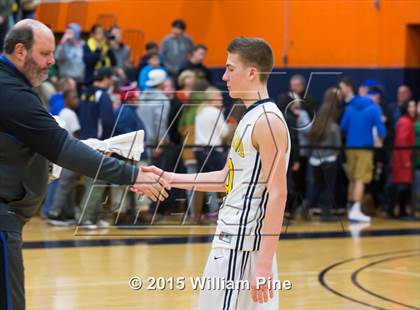 Thumbnail 2 in Highland vs. Marlboro Central (Section 9 Class B Final) photogallery.