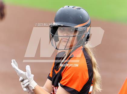 Thumbnail 2 in Grand Saline vs Sulphur Springs photogallery.