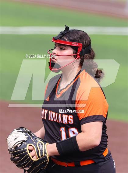 Thumbnail 3 in Grand Saline vs Sulphur Springs photogallery.