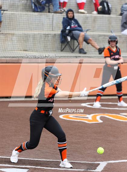 Thumbnail 3 in Grand Saline vs Sulphur Springs photogallery.