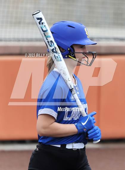 Thumbnail 3 in Grand Saline vs Sulphur Springs photogallery.