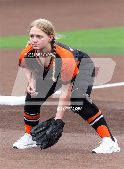 Thumbnail 3 in Grand Saline vs Sulphur Springs photogallery.