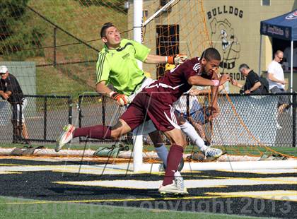 Thumbnail 1 in Mount Vernon vs. Midlothian (VHSL Semifinal) photogallery.