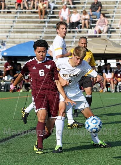 Thumbnail 2 in Mount Vernon vs. Midlothian (VHSL Semifinal) photogallery.