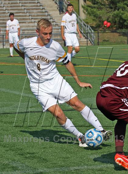 Thumbnail 2 in Mount Vernon vs. Midlothian (VHSL Semifinal) photogallery.