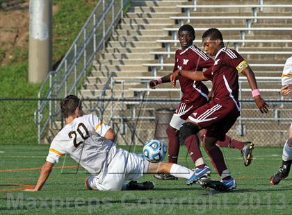 Thumbnail 1 in Mount Vernon vs. Midlothian (VHSL Semifinal) photogallery.