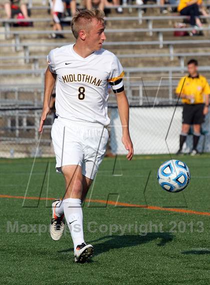 Thumbnail 2 in Mount Vernon vs. Midlothian (VHSL Semifinal) photogallery.