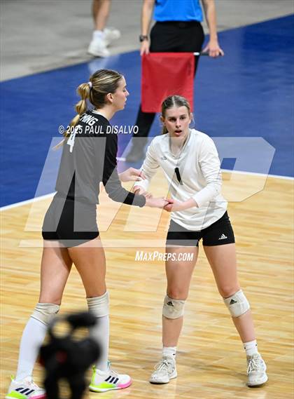 Thumbnail 2 in Fleming vs. McClave (CHSAA 1A State Final) photogallery.