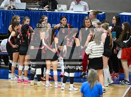 Thumbnail 3 in Fleming vs. McClave (CHSAA 1A State Final) photogallery.