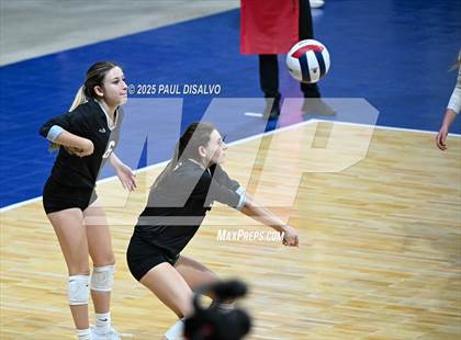 Thumbnail 3 in Fleming vs. McClave (CHSAA 1A State Final) photogallery.