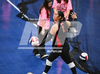 Thumbnail 3 in Fleming vs. McClave (CHSAA 1A State Final) photogallery.