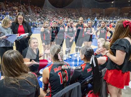 Thumbnail 3 in Fleming vs. McClave (CHSAA 1A State Final) photogallery.