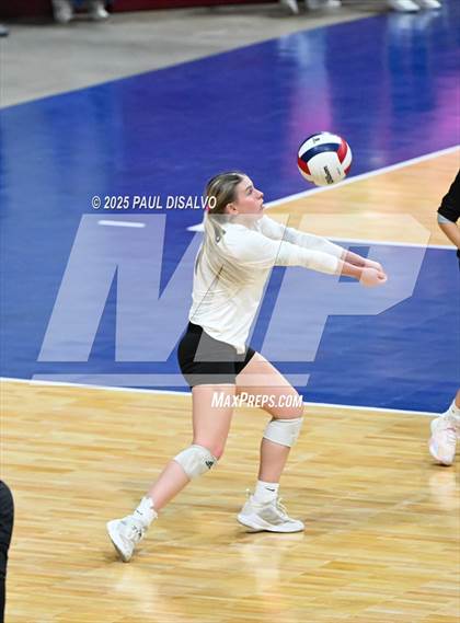 Thumbnail 2 in Fleming vs. McClave (CHSAA 1A State Final) photogallery.