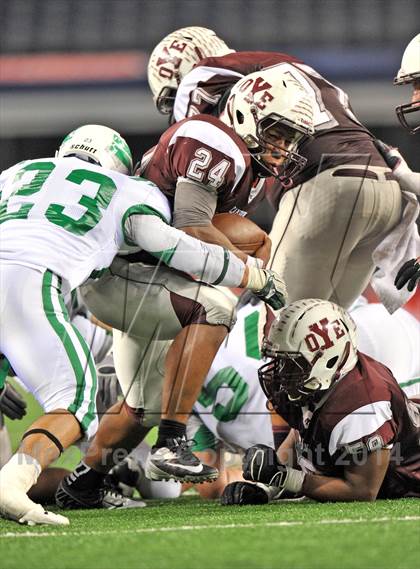 Thumbnail 2 in Cameron Yoe vs. Wall (UIL 2A Division 1 Final)  photogallery.