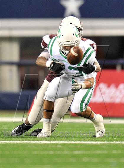 Thumbnail 2 in Cameron Yoe vs. Wall (UIL 2A Division 1 Final)  photogallery.