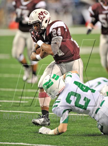 Thumbnail 1 in Cameron Yoe vs. Wall (UIL 2A Division 1 Final)  photogallery.