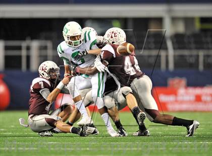 Thumbnail 1 in Cameron Yoe vs. Wall (UIL 2A Division 1 Final)  photogallery.