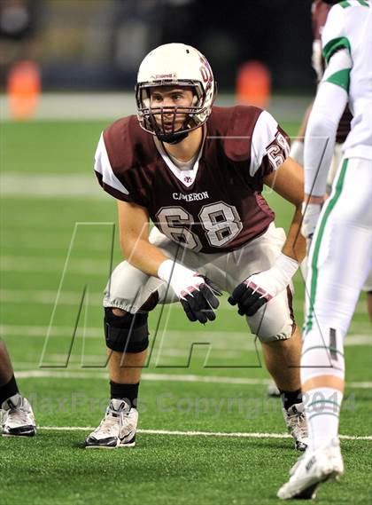 Thumbnail 2 in Cameron Yoe vs. Wall (UIL 2A Division 1 Final)  photogallery.
