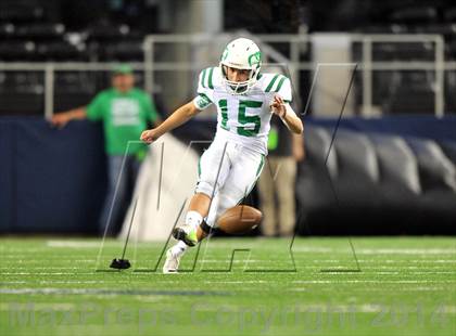Thumbnail 1 in Cameron Yoe vs. Wall (UIL 2A Division 1 Final)  photogallery.