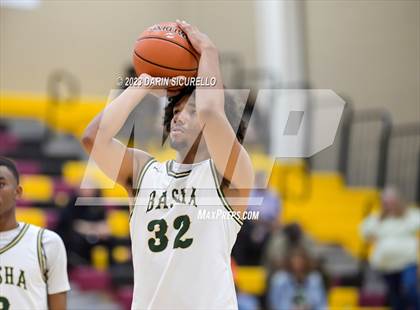 Thumbnail 2 in Basha vs. Campbell Hall (Hoophall West Invitational) photogallery.