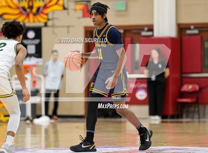 Thumbnail 2 in Basha vs. Campbell Hall (Hoophall West Invitational) photogallery.