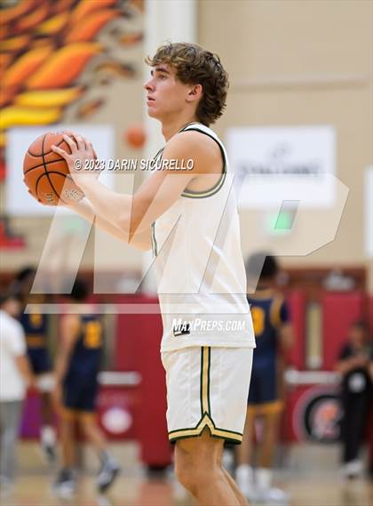 Thumbnail 2 in Basha vs. Campbell Hall (Hoophall West Invitational) photogallery.