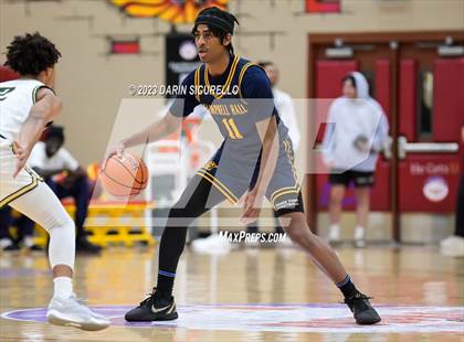 Thumbnail 3 in Basha vs. Campbell Hall (Hoophall West Invitational) photogallery.
