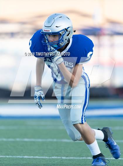 Thumbnail 2 in Del Campo vs. McQueen photogallery.