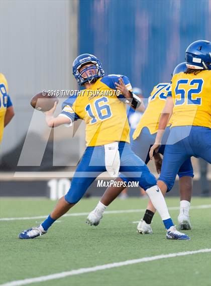 Thumbnail 1 in Del Campo vs. McQueen photogallery.