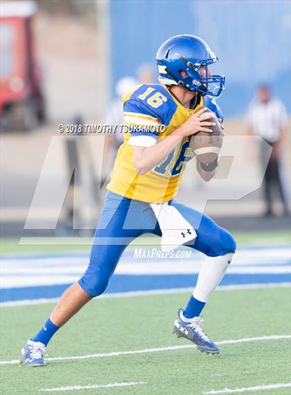 Thumbnail 2 in Del Campo vs. McQueen photogallery.