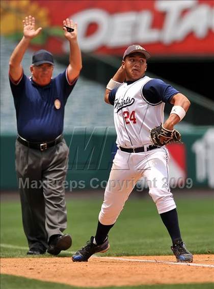 Thumbnail 2 in Beckman vs. South Hills (CIF SS D3 Final) photogallery.