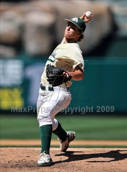 Thumbnail 3 in Beckman vs. South Hills (CIF SS D3 Final) photogallery.