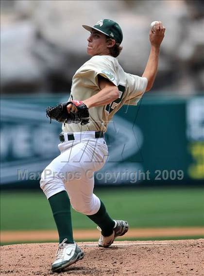 Thumbnail 3 in Beckman vs. South Hills (CIF SS D3 Final) photogallery.